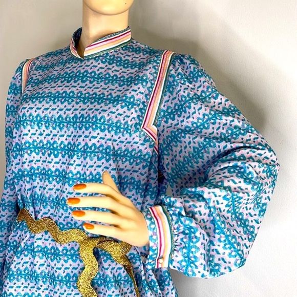 Vintage Abstract Floral 70s Femme Dress - Picture 4 of 16